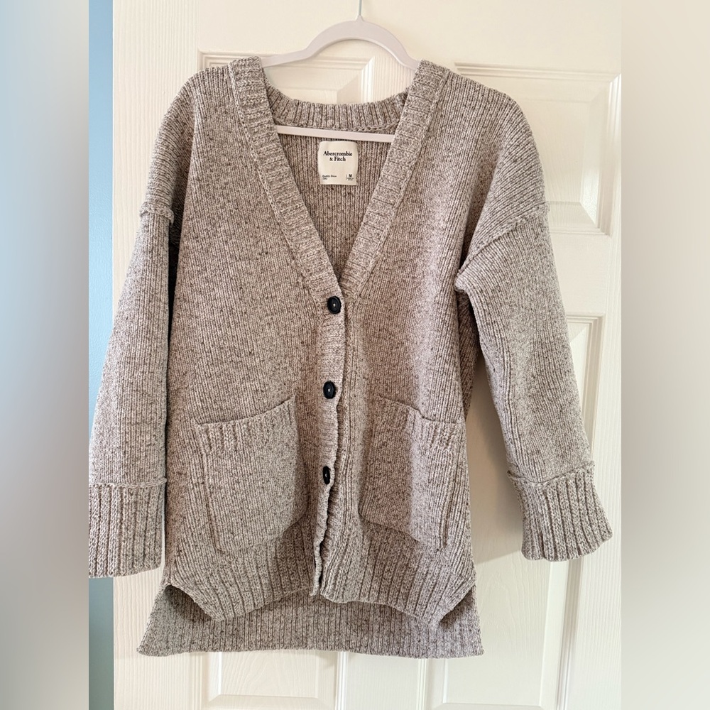 Abercrombie & Fitch Heather Gray Button-Front Knit Cardigan